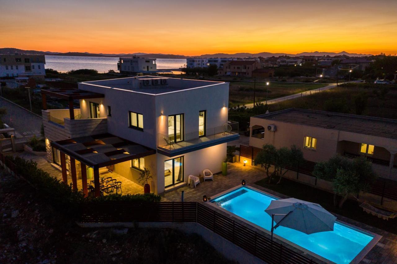 Villa Olea With Heated Pool And Jacuzzi Sukosan Luaran gambar